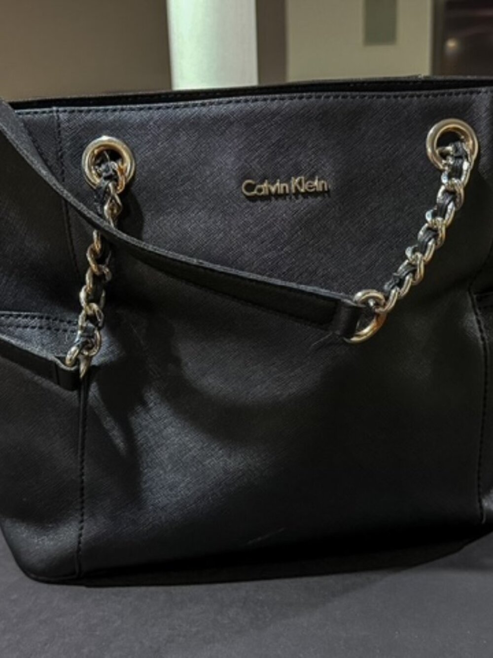 CALVIN KLEIN PURSE